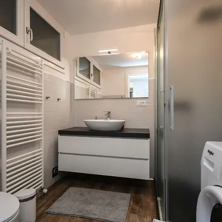 Costa D'oro Deluxe Apartament Sirmione